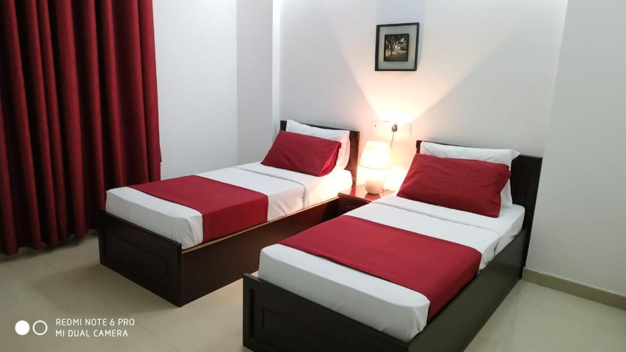 Azaiba Hotel Apartments Маскат Екстер'єр фото