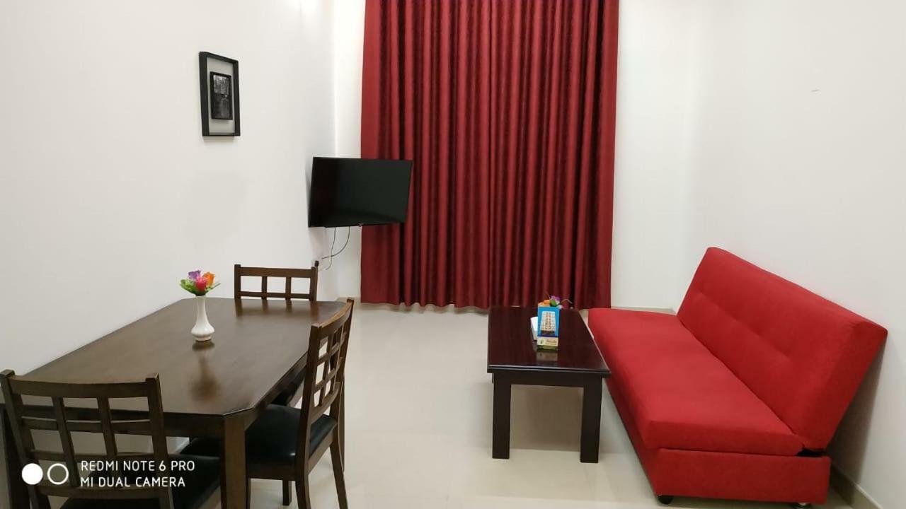 Azaiba Hotel Apartments Маскат Екстер'єр фото